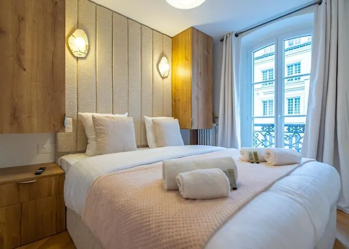 Cosy In - Champs Elysees * 파리